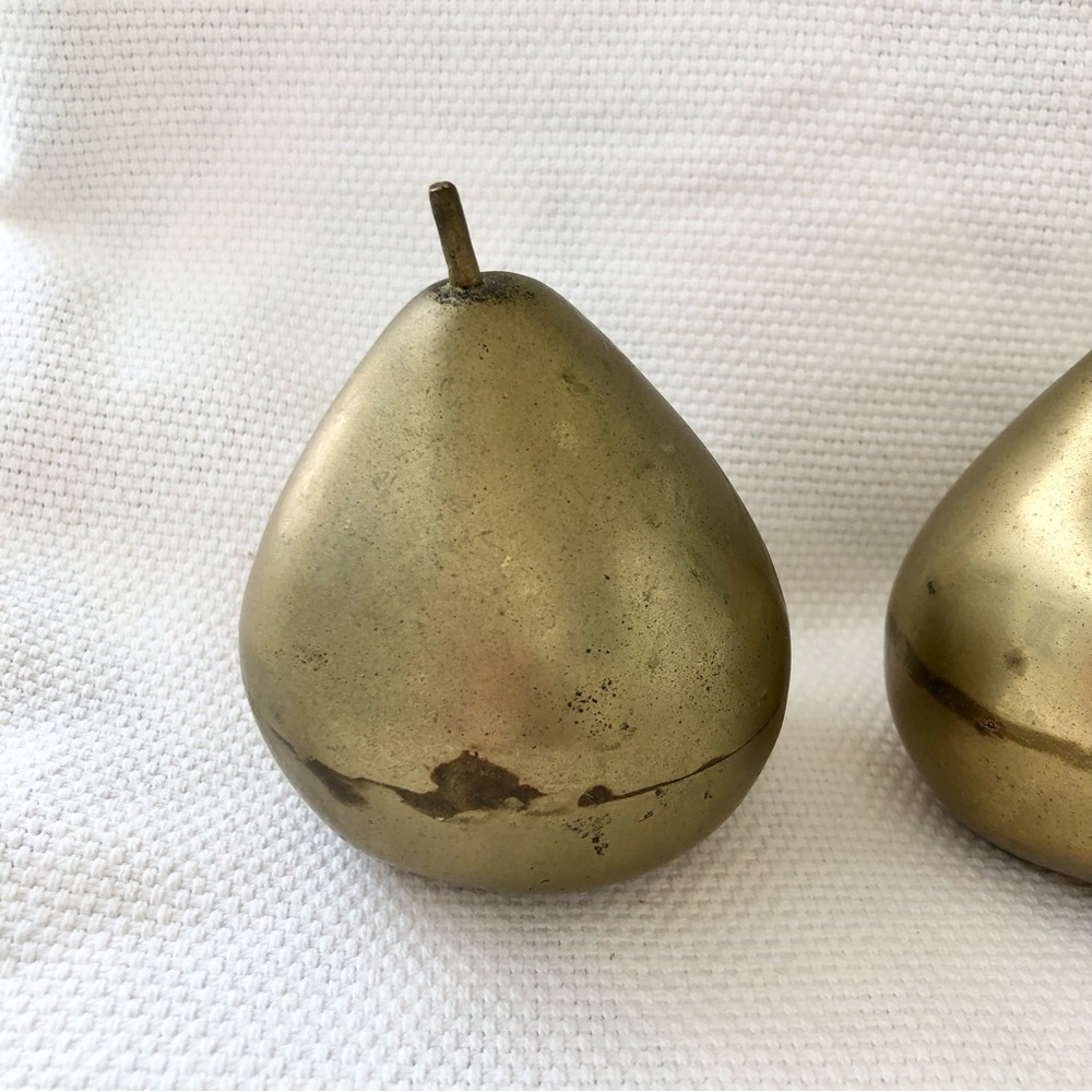 3 Brass Pears Decorative Accents Paperweights - Gold Set of 3 Vintage fruit - Picture 6 of 11